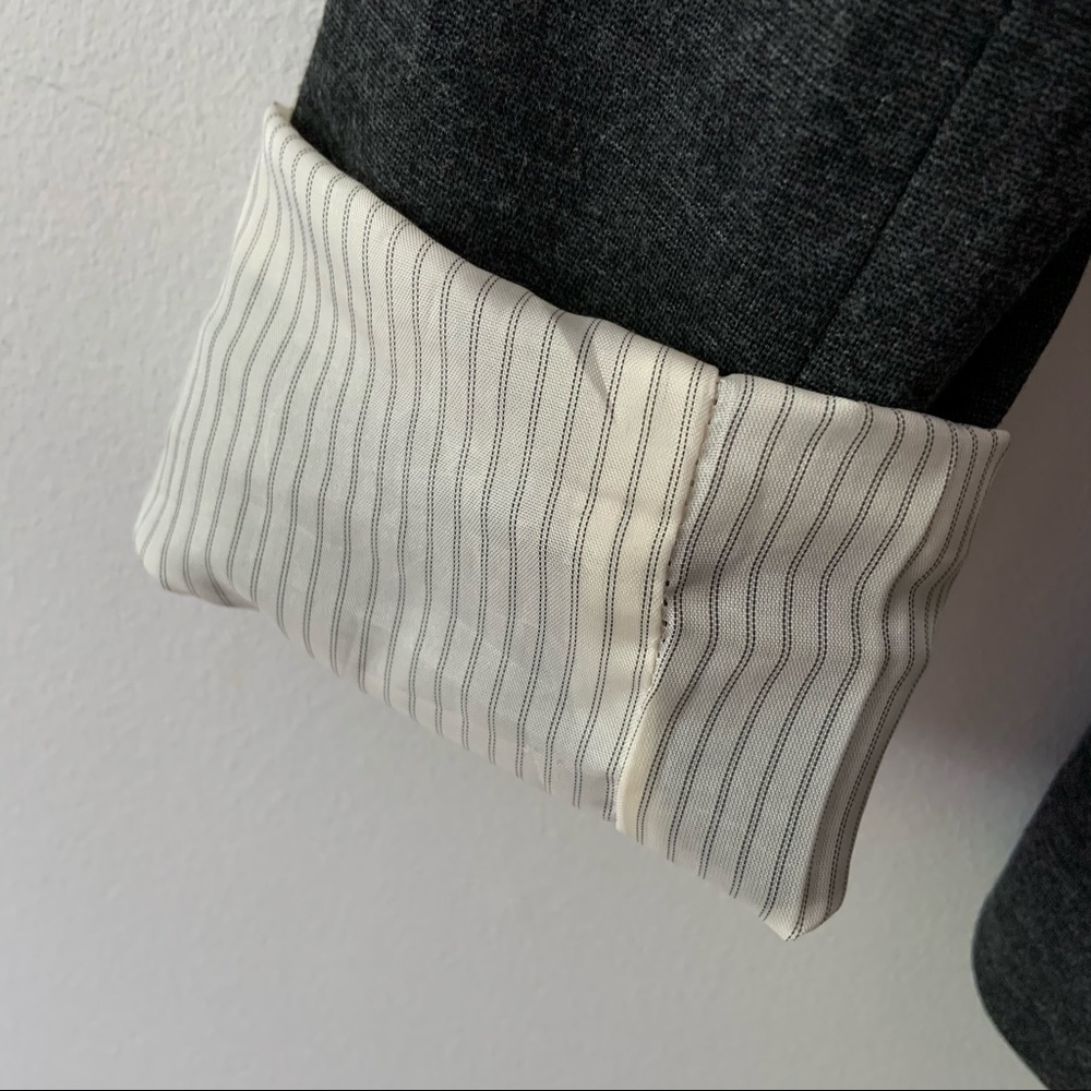 Grey lined Blazer - Picture 3 of 7